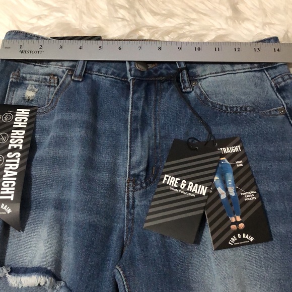 Fire& Rain High rise straight distressed medium wash denim jeans size 9 - Picture 4 of 9